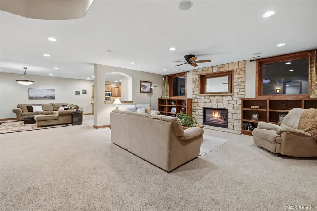 4330 Ridgeway Lane Colorado Springs CO 80908