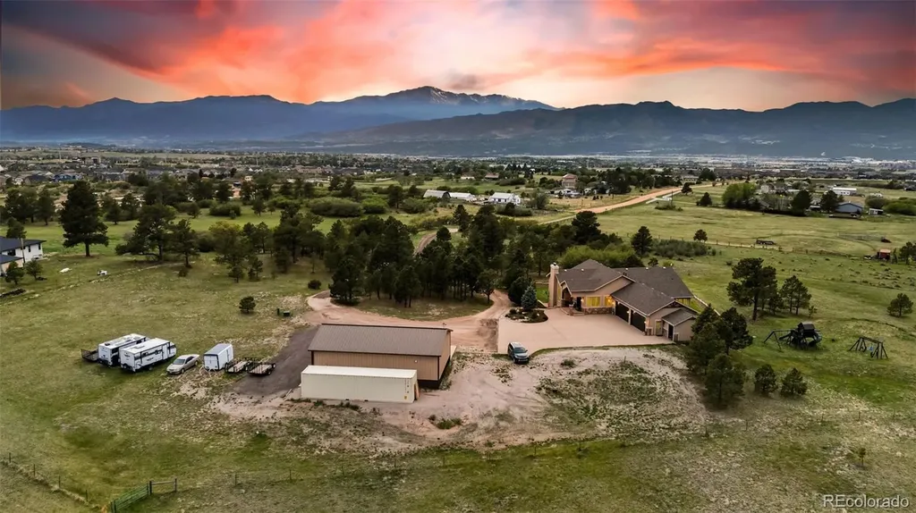 4330 Ridgeway Lane Colorado Springs CO 80908
