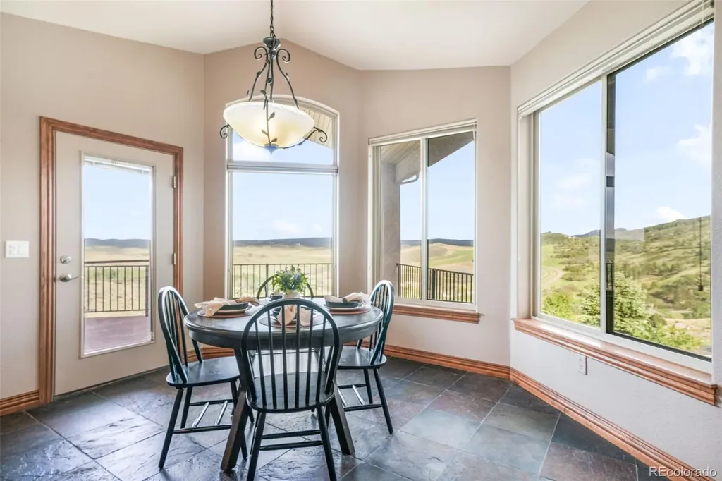 5441 Country Club Drive Larkspur CO 80118
