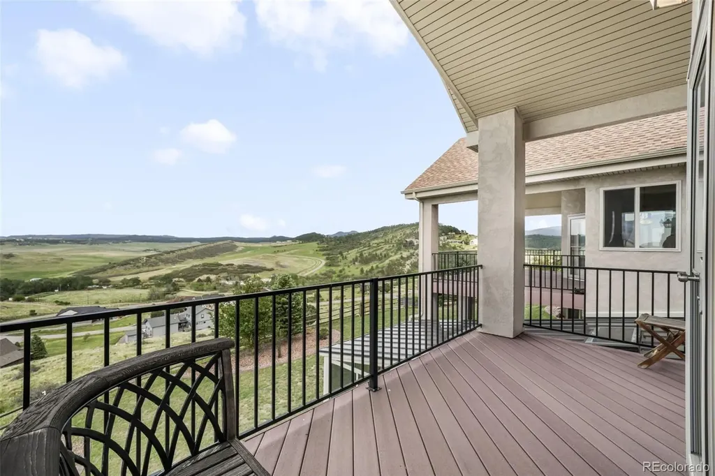 5441 Country Club Drive Larkspur CO 80118