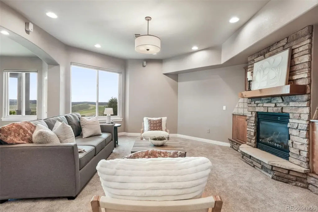 5441 Country Club Drive Larkspur CO 80118