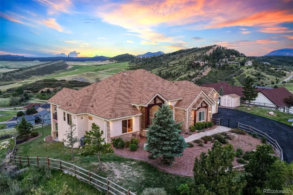 5441 Country Club Drive Larkspur CO 80118