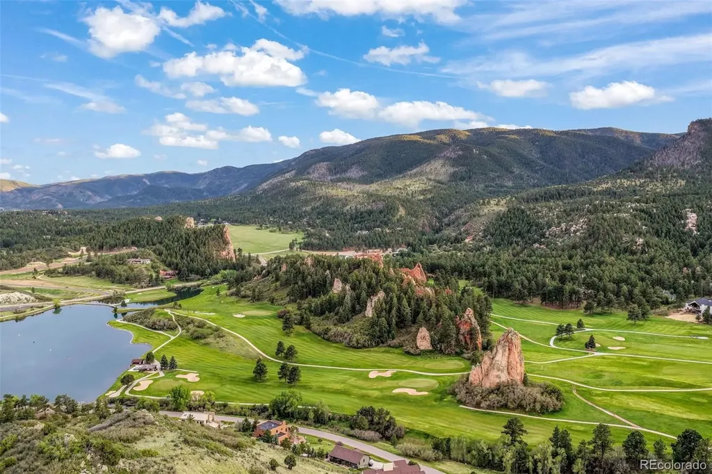 5441 Country Club Drive Larkspur CO 80118