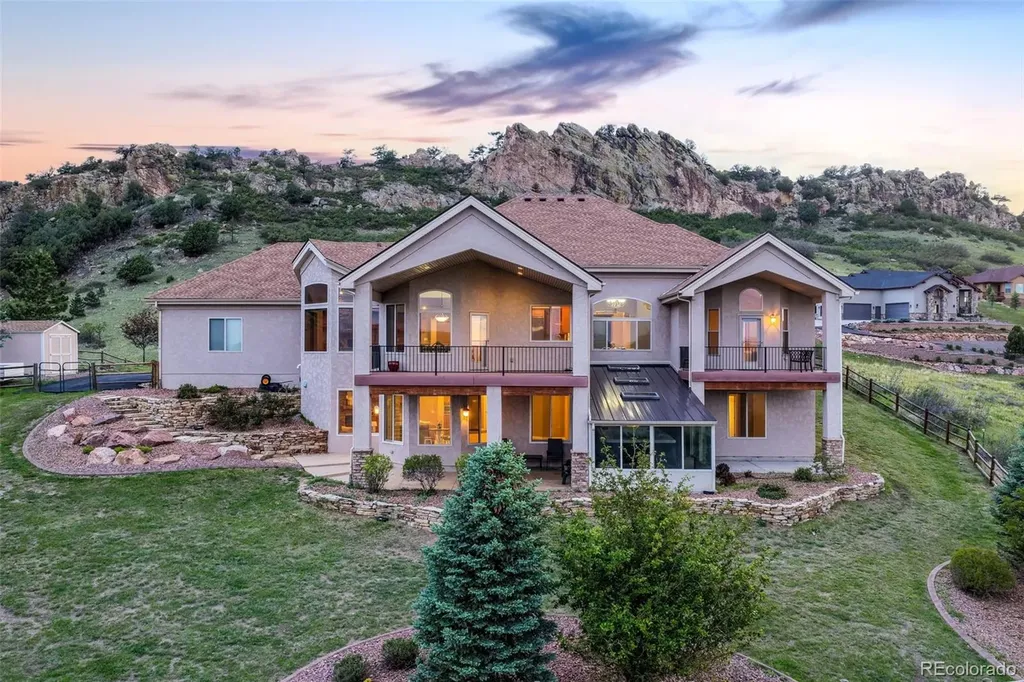 5441 Country Club Drive Larkspur CO 80118