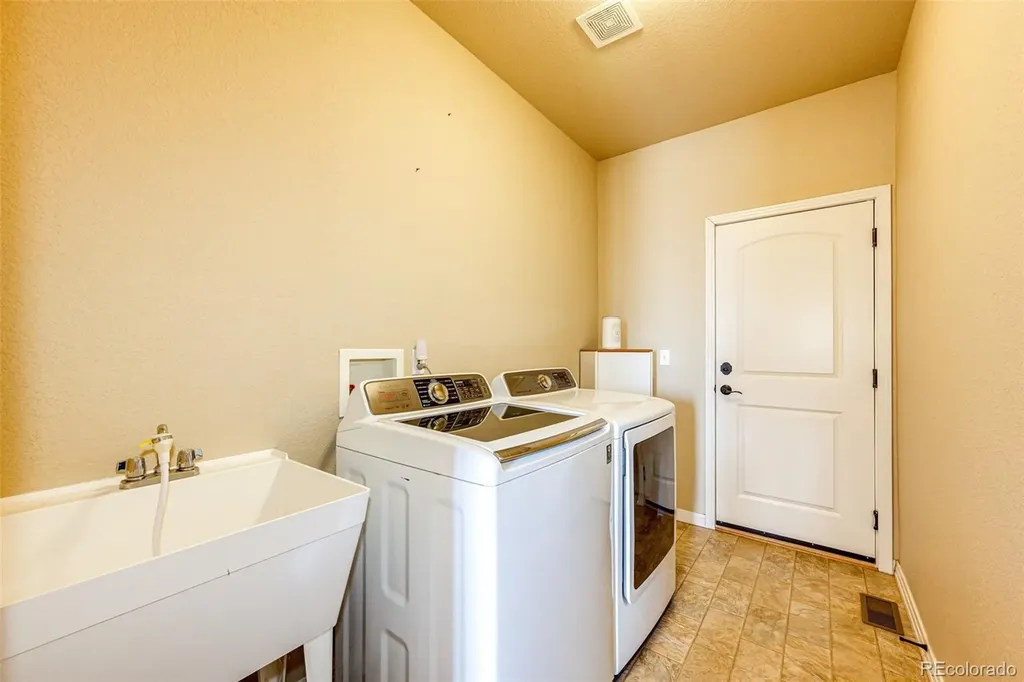 14325 Watson Circle Bennett CO 80102