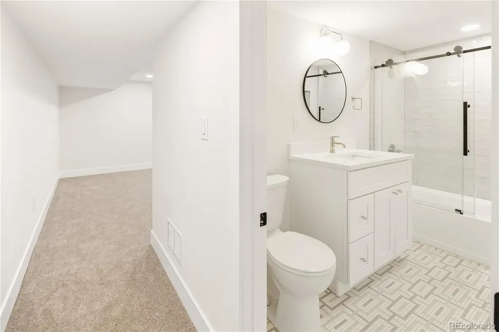 2005 Nelson Street Lakewood CO 80215
