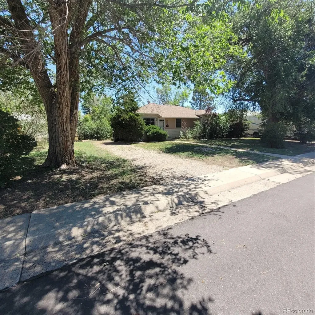 9460 High Street Denver CO 80229