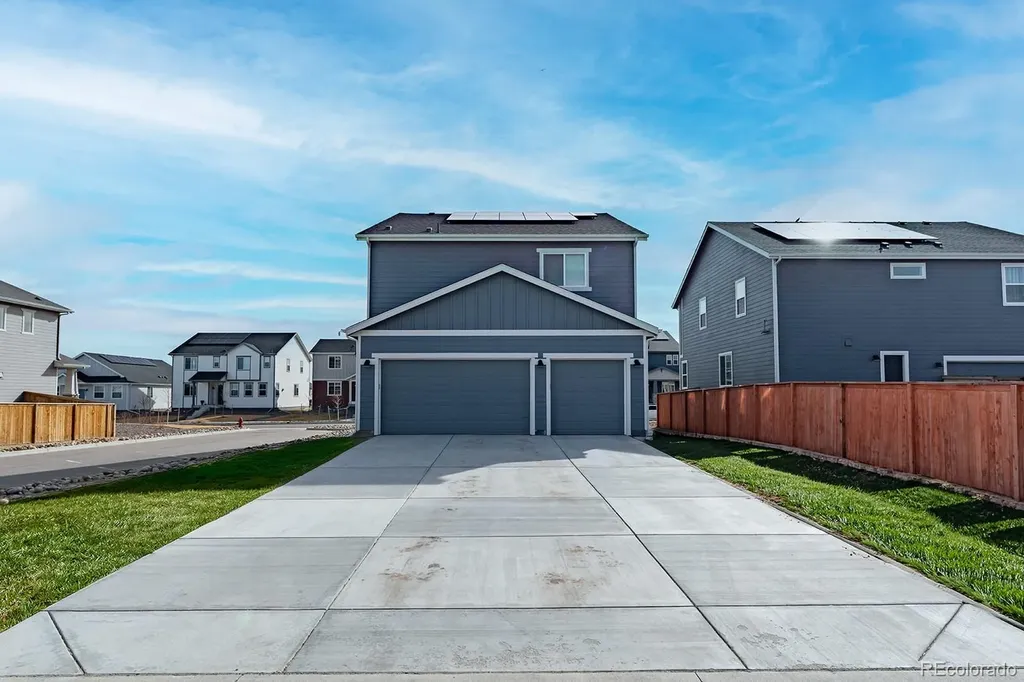 2901 Oxley Street Strasburg CO 80136