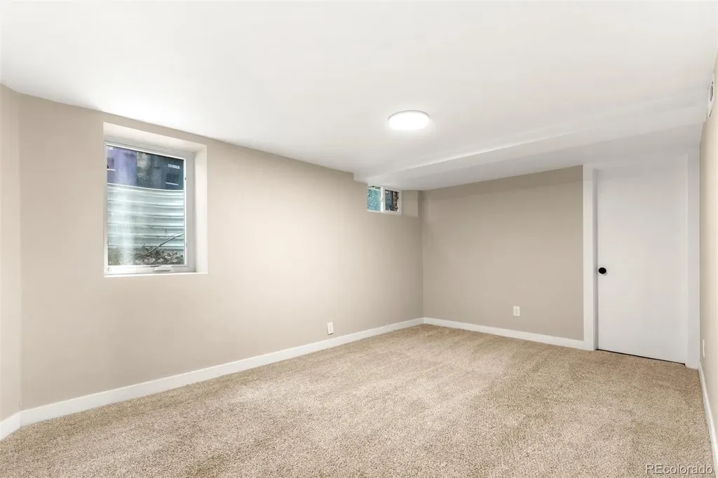 1227 Ash Street Denver CO 80220