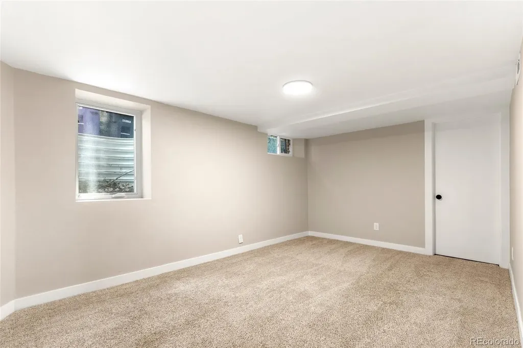 1227 Ash Street Denver CO 80220
