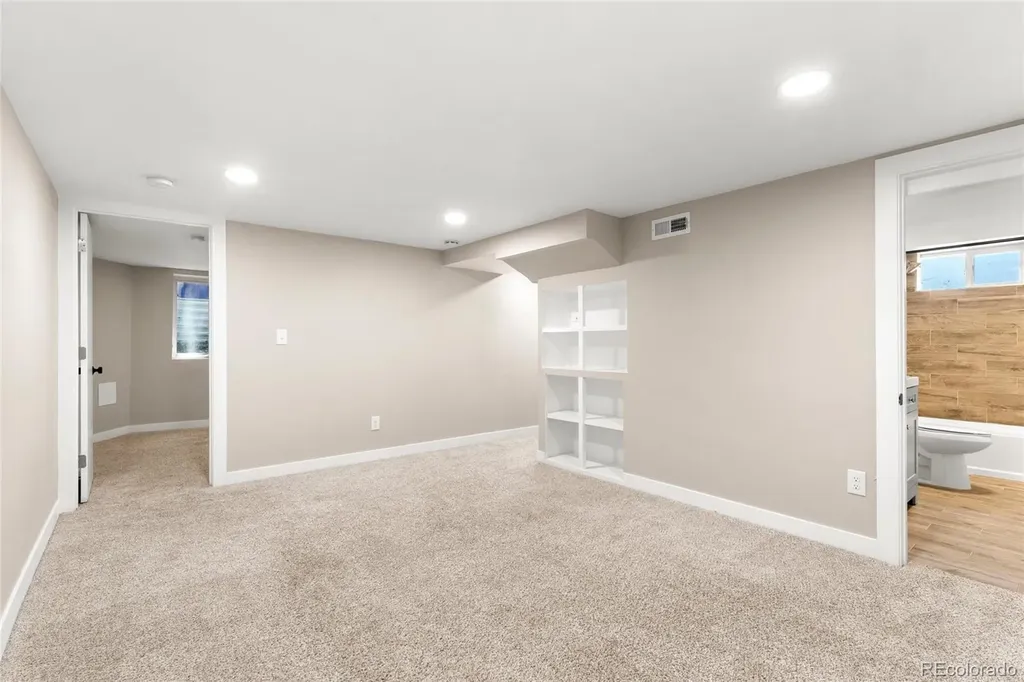 1227 Ash Street Denver CO 80220