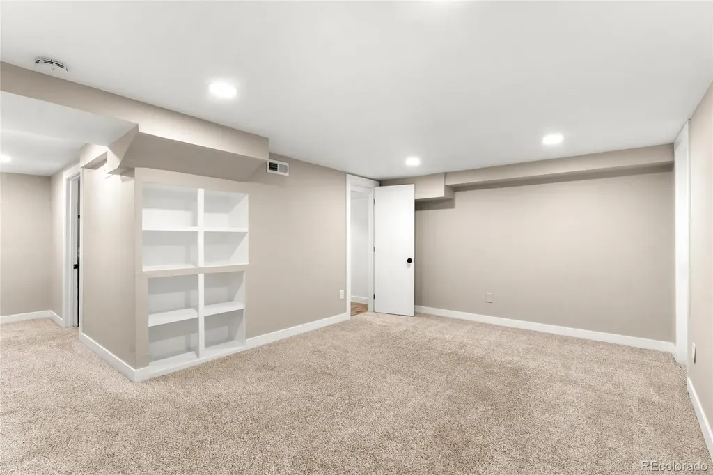 1227 Ash Street Denver CO 80220
