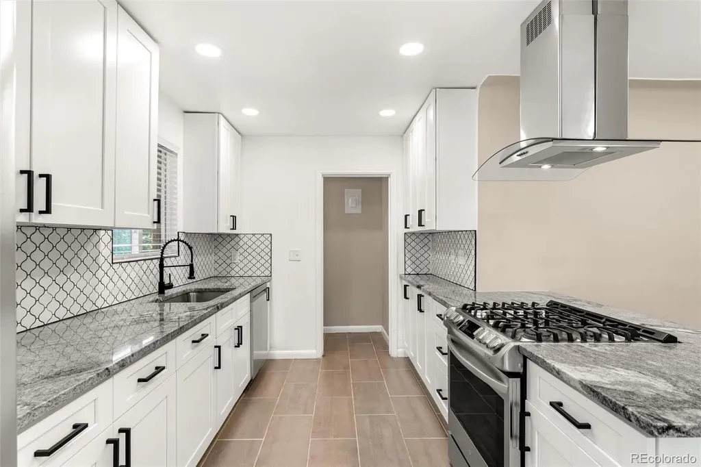 1227 Ash Street Denver CO 80220