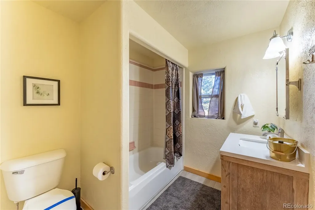3543 Blue Mesa Drive Divide CO 80814