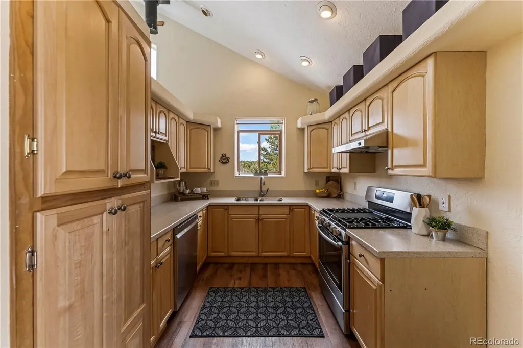 3543 Blue Mesa Drive Divide CO 80814