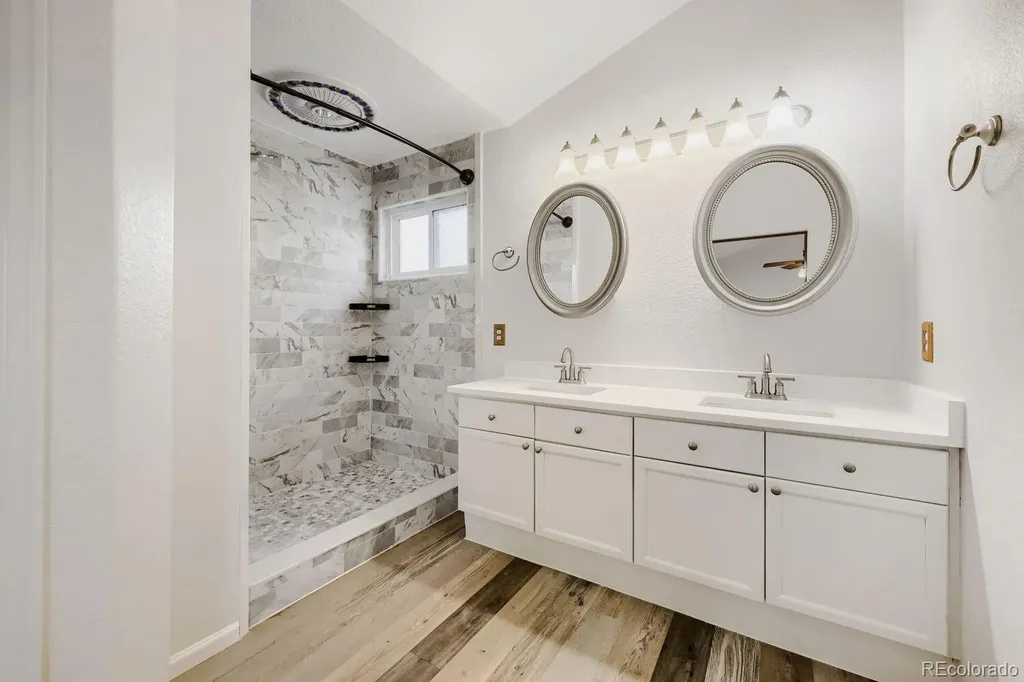 4324 Ceylon Court Denver CO 80249