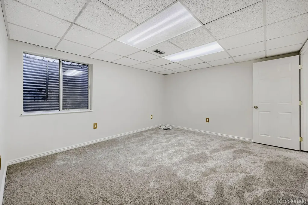 4324 Ceylon Court Denver CO 80249