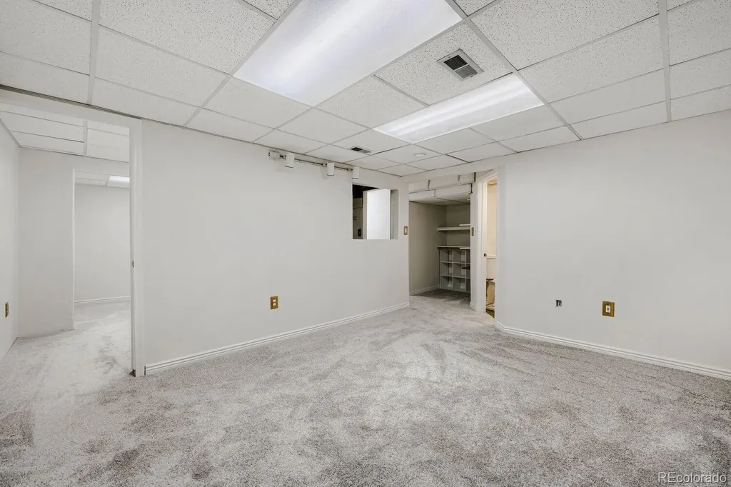 4324 Ceylon Court Denver CO 80249