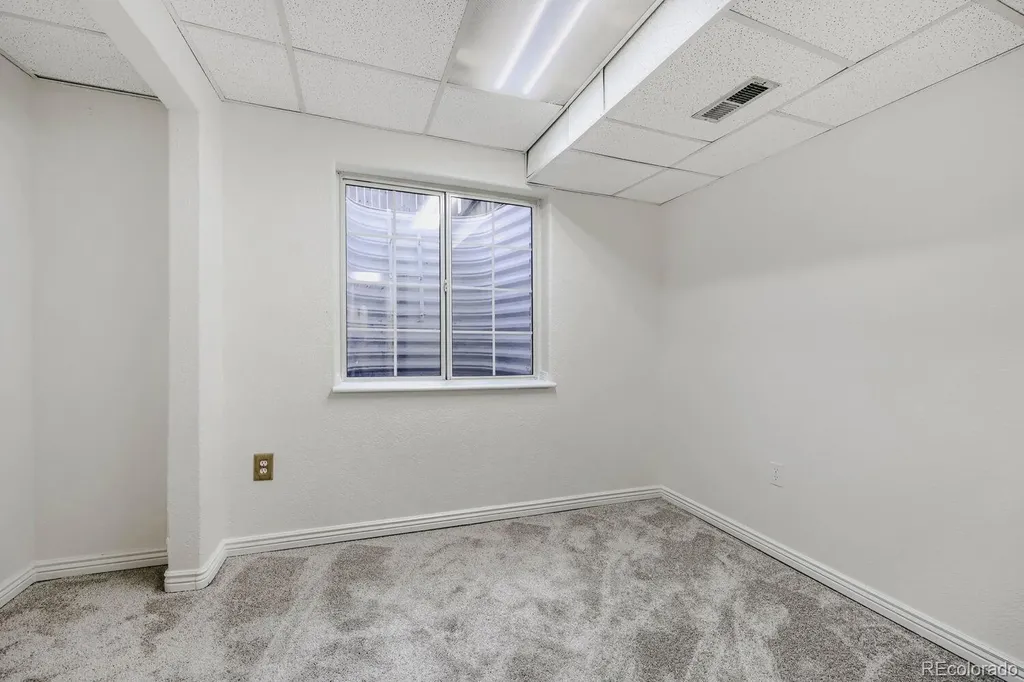 4324 Ceylon Court Denver CO 80249