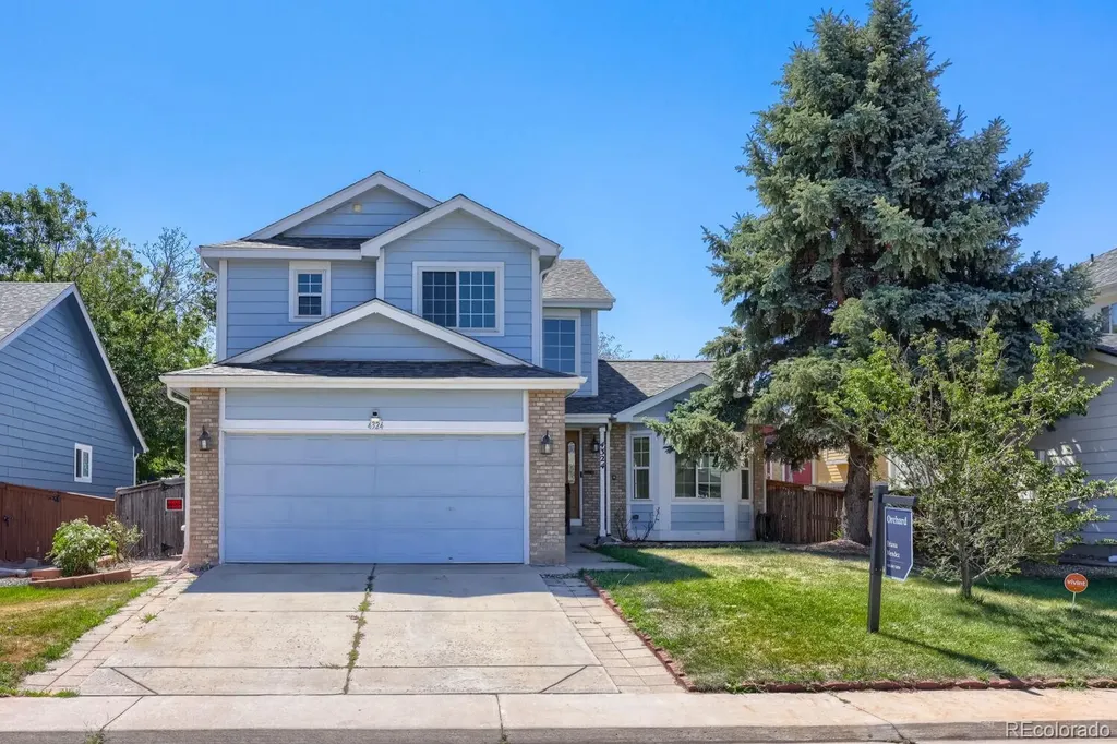 4324 Ceylon Court Denver CO 80249