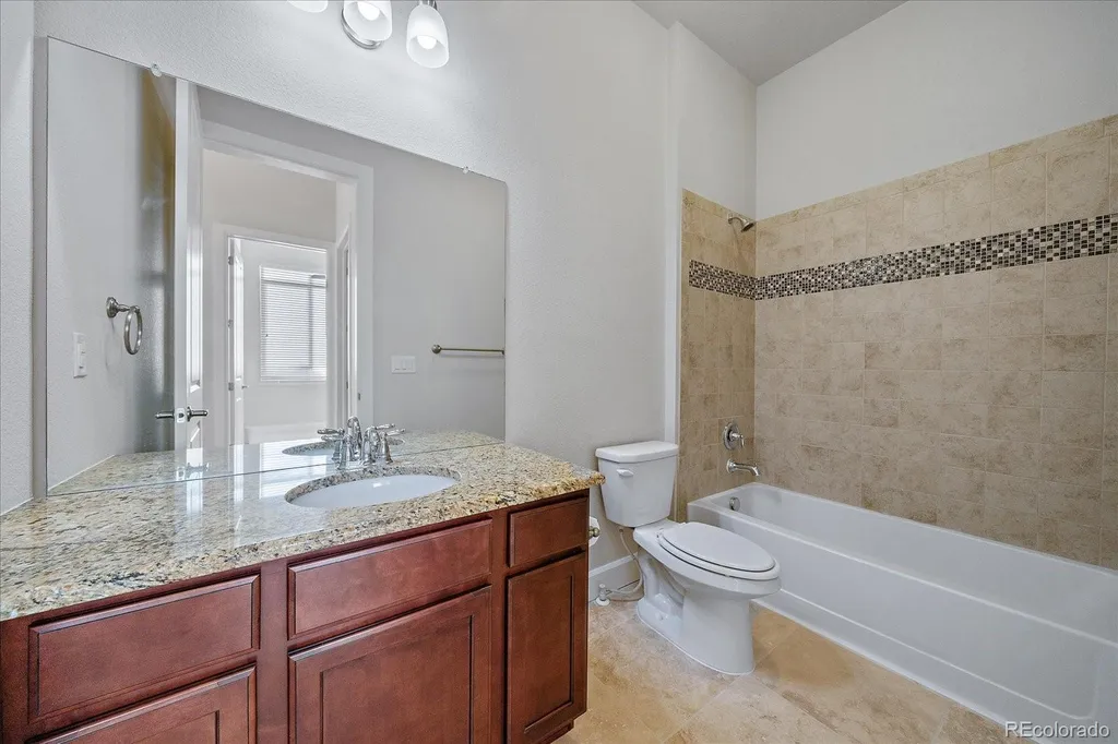 301 Inverness Way Englewood CO 80112