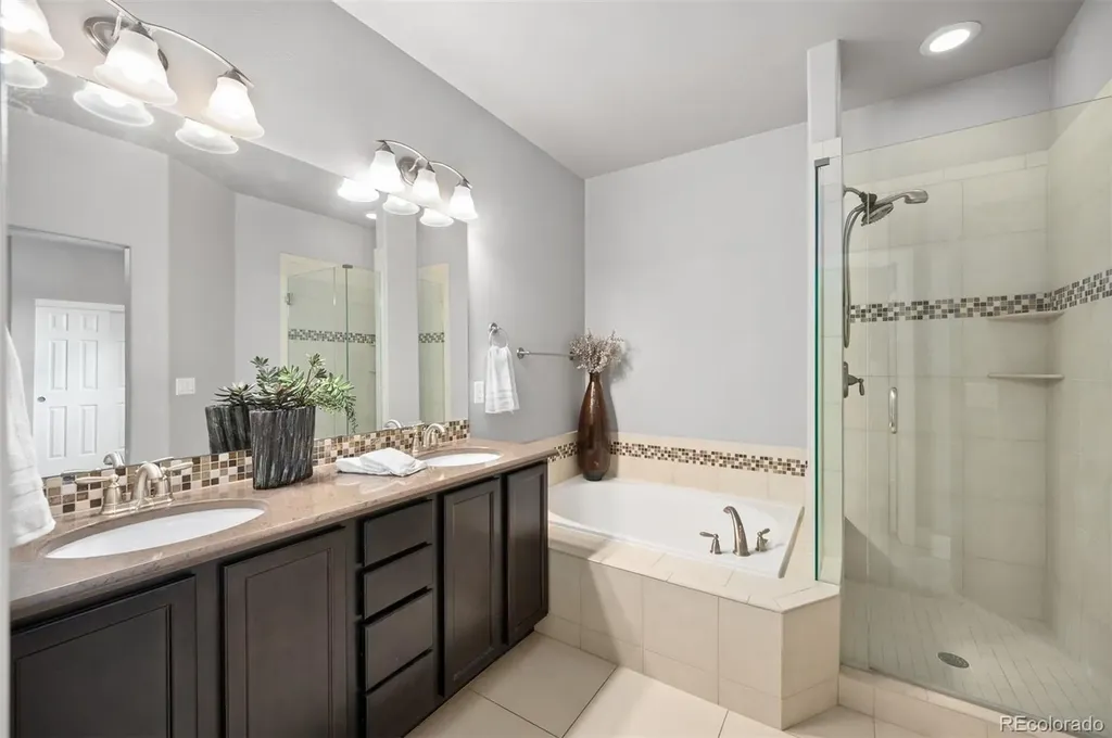 4725 Raven Run Broomfield CO 80023