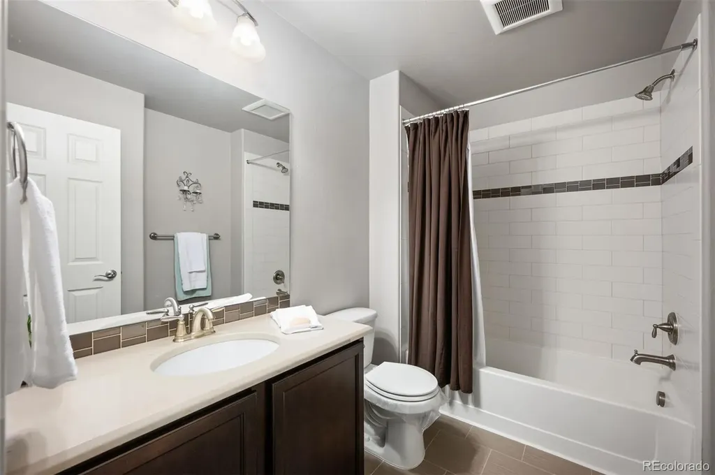 4725 Raven Run Broomfield CO 80023
