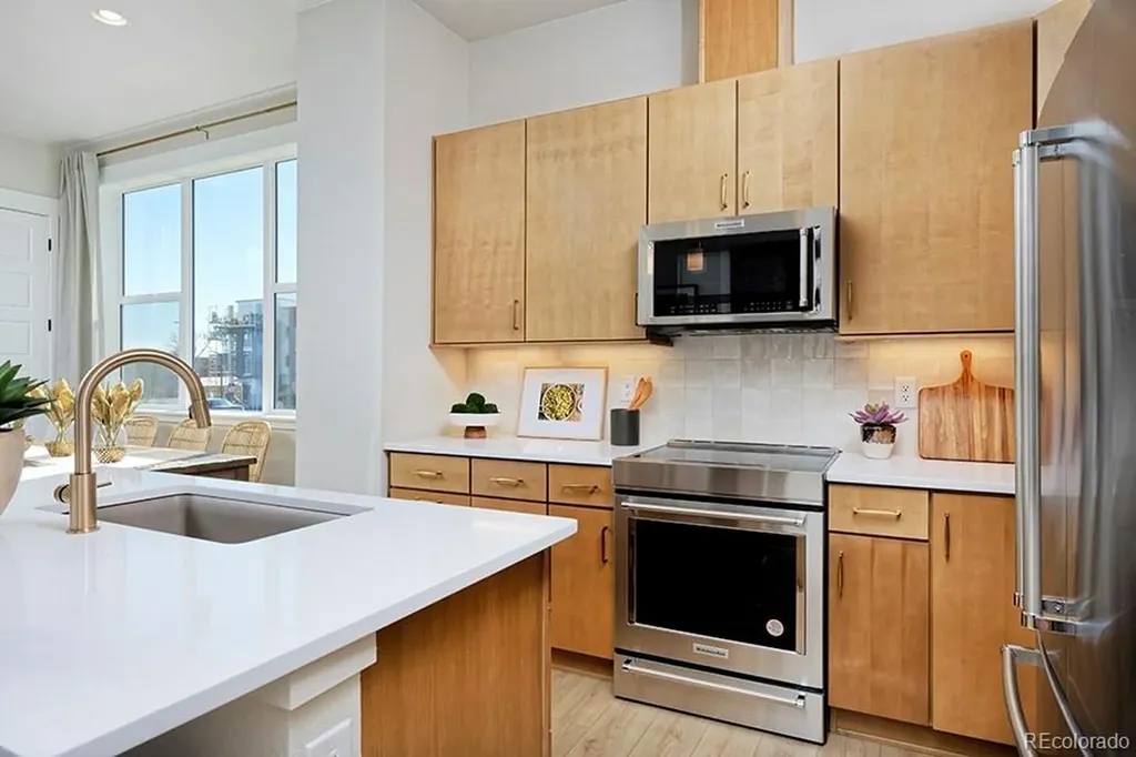 2876 S Machebeuf Denver CO 80236