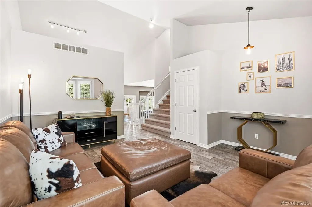 9894 Mulberry Way Littleton CO 80129