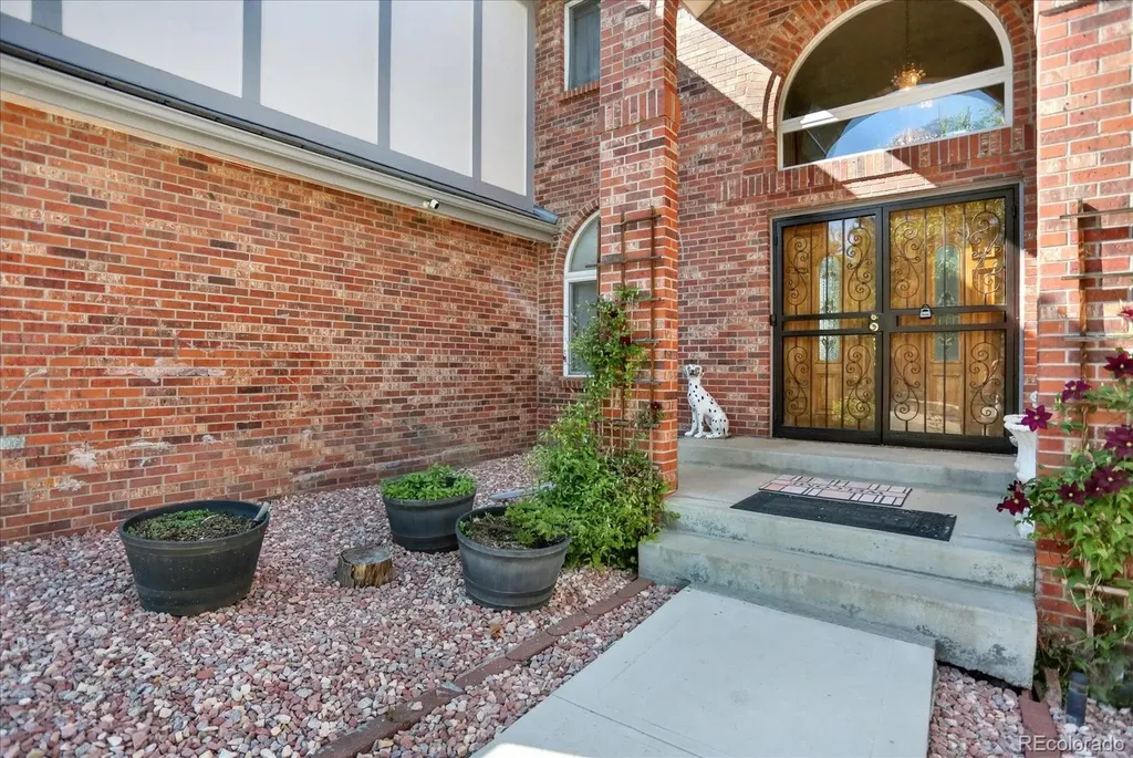 16627 W 1st Avenue Golden CO 80401