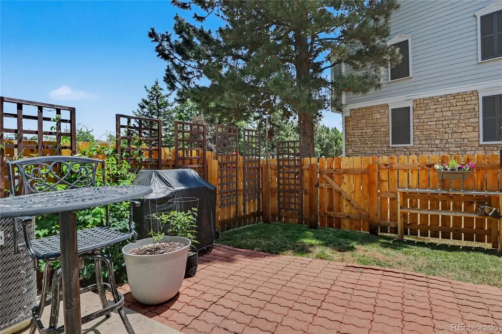 10102 W Dartmouth Avenue Lakewood CO 80227