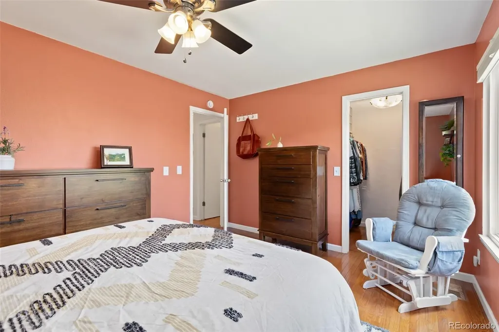 9805 Fairwood Street Littleton CO 80125
