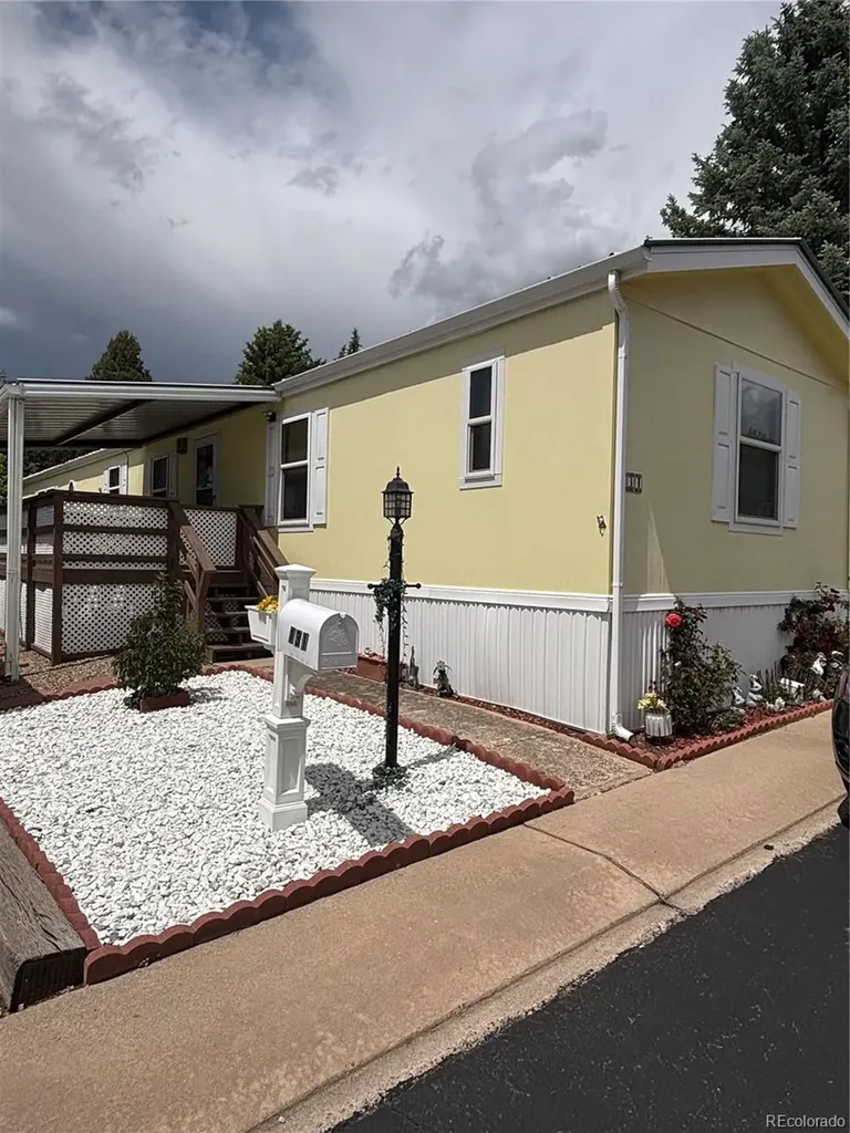 Colorado Springs CO, 205 N Murray Boulevard
