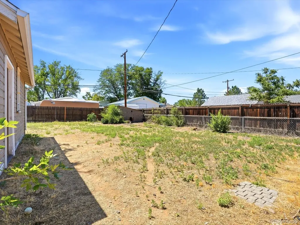 53 S 10th Avenue Brighton CO 80601