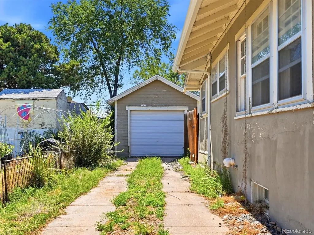 53 S 10th Avenue Brighton CO 80601