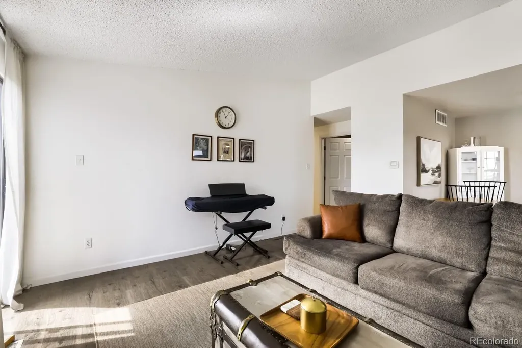11981 Bellaire Street Denver CO 80233