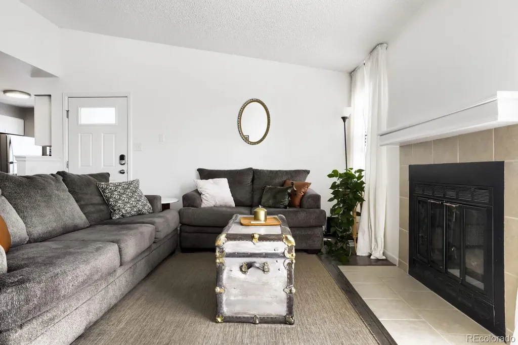 11981 Bellaire Street Denver CO 80233