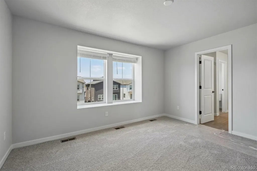9393 Danube Street Commerce City CO 80022