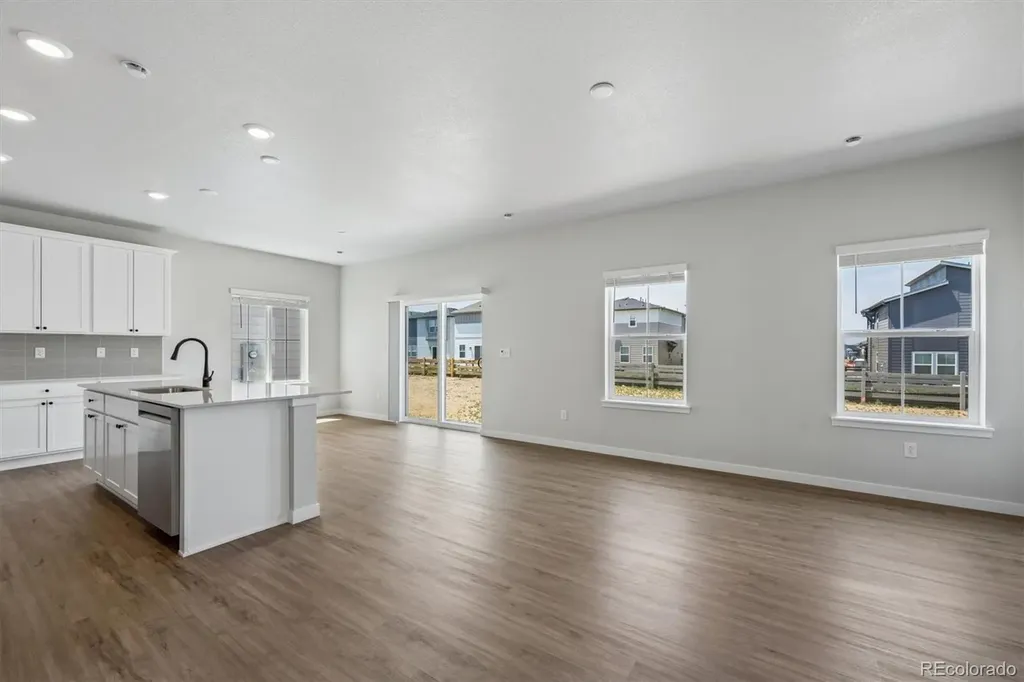 9393 Danube Street Commerce City CO 80022