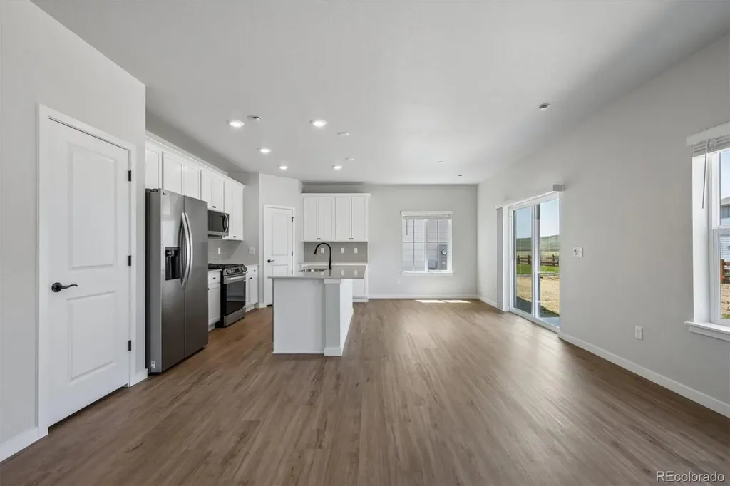 9393 Danube Street Commerce City CO 80022