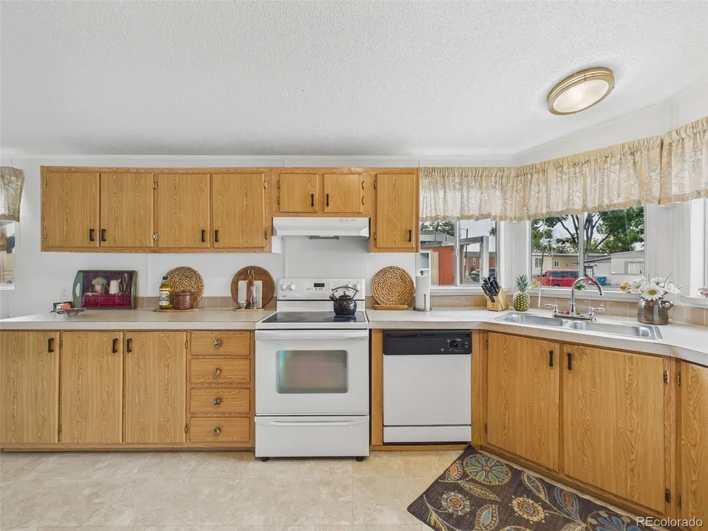 9100 Tejon Street Denver CO 80260