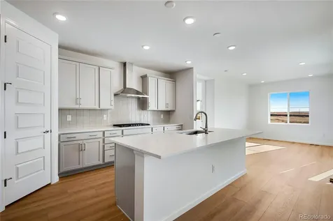 24562 E 34th Avenue Aurora CO 80019