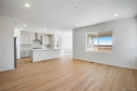 24562 E 34th Avenue Aurora CO 80019