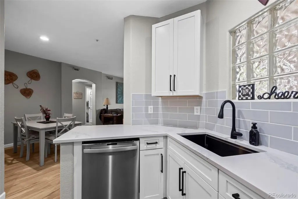 1631 W Canal Circle Littleton CO 80120