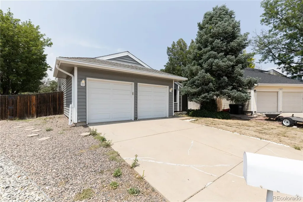 4051 E 126th Place Thornton CO 80241