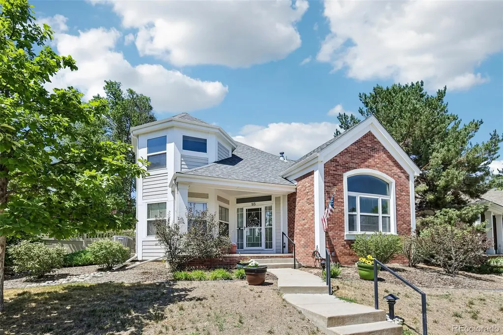 1011 S Valentia Street Denver CO 80247