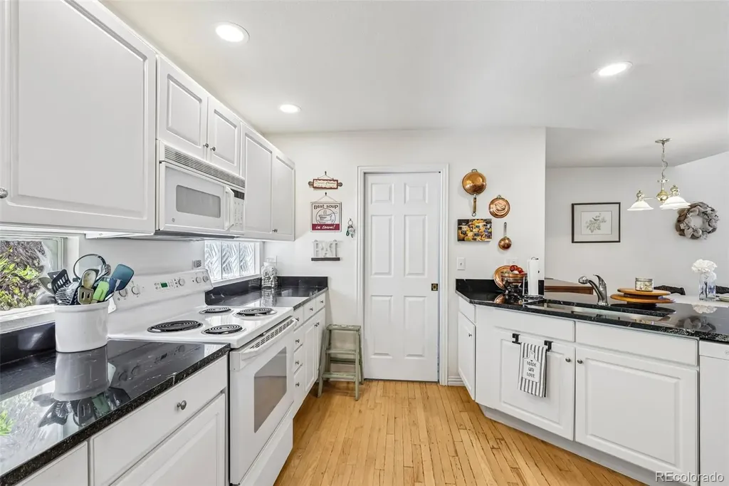 1011 S Valentia Street Denver CO 80247