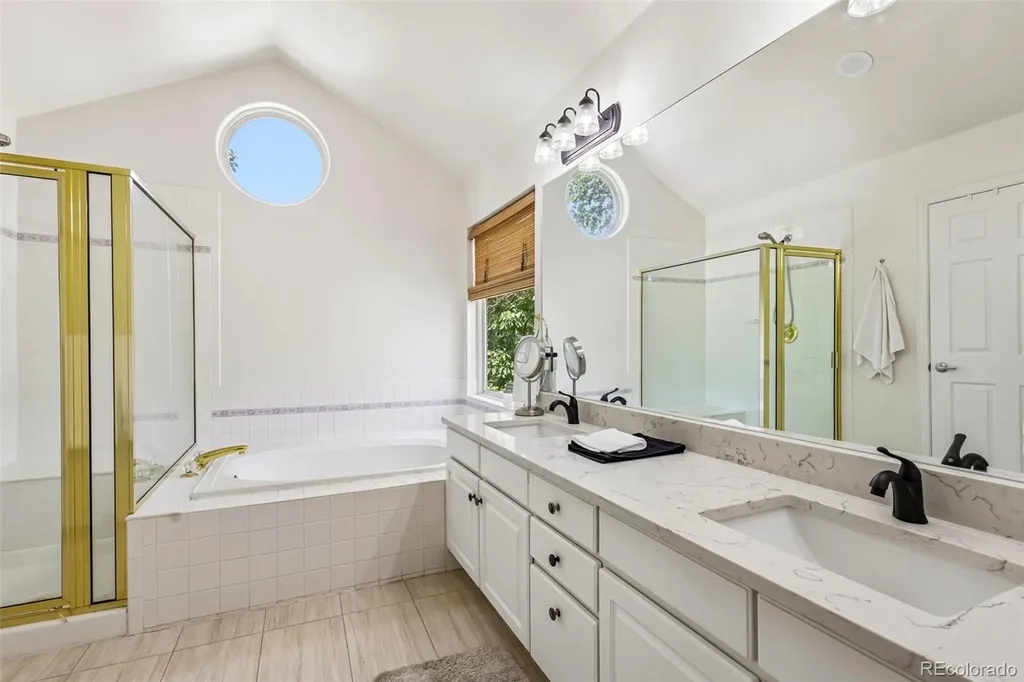 1011 S Valentia Street Denver CO 80247