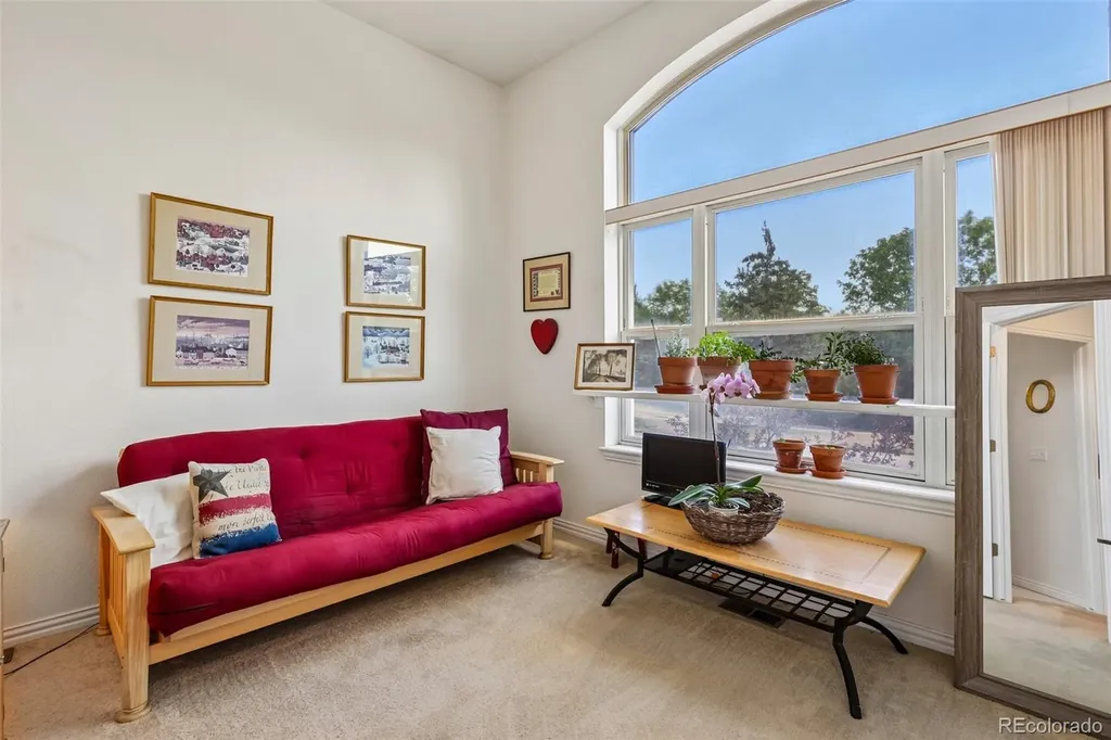 1011 S Valentia Street Denver CO 80247