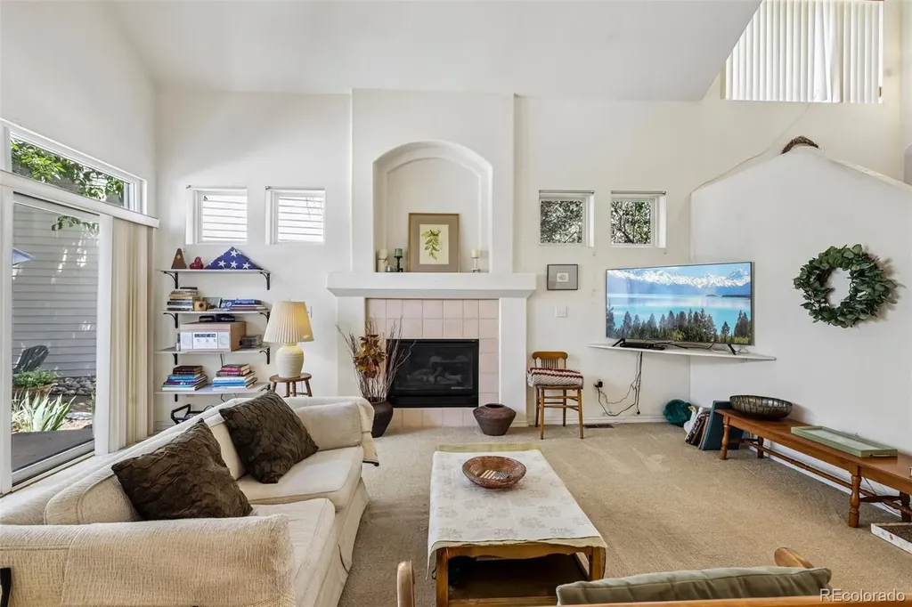 1011 S Valentia Street Denver CO 80247